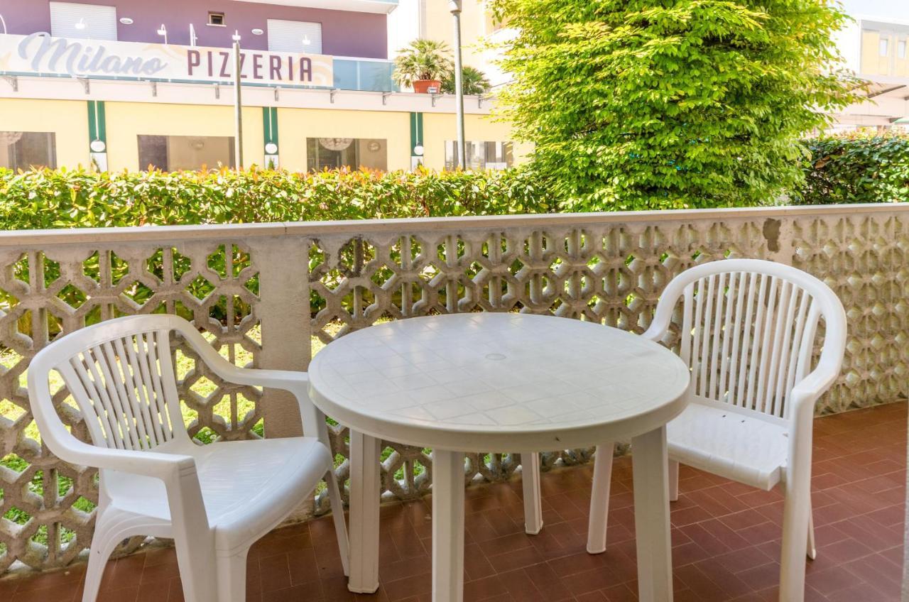 Clara Villa Bibione Exterior photo