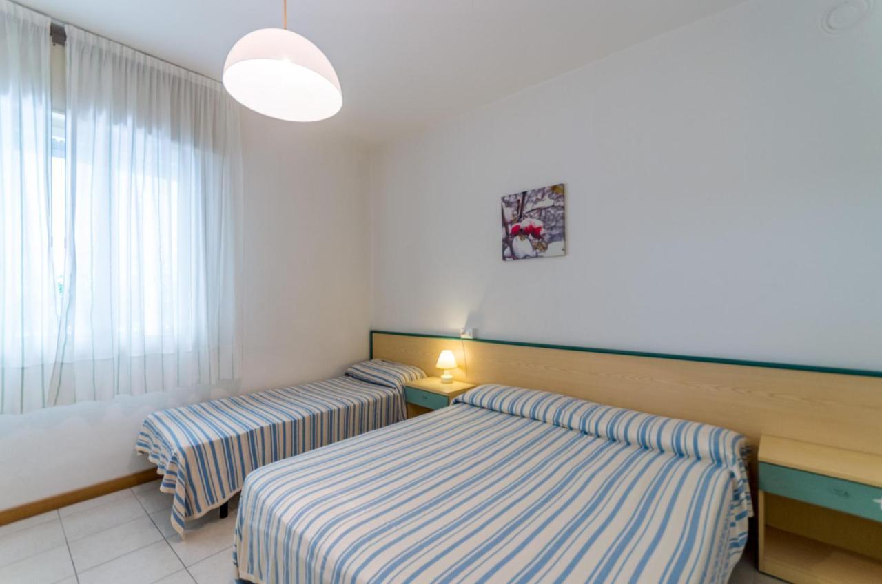 Clara Villa Bibione Exterior photo